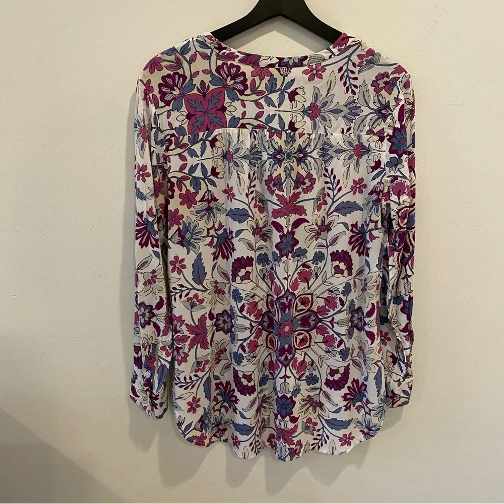 Floral long sleeve blouse curved hem colourful button front - Picture 4 of 11